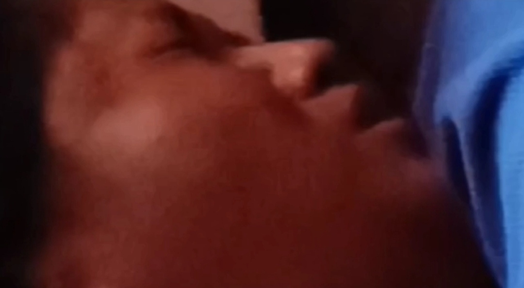 सारेरिक सुख की तलाश मे बेचेन भाभी |