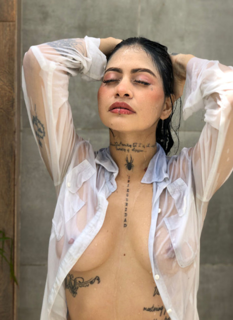 Rndm sultry and hot 06