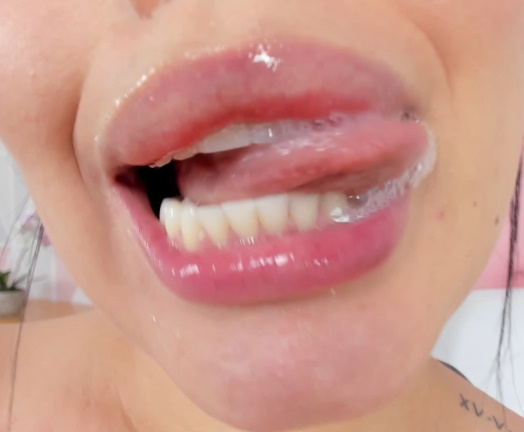 Rndm sultry and hot 08