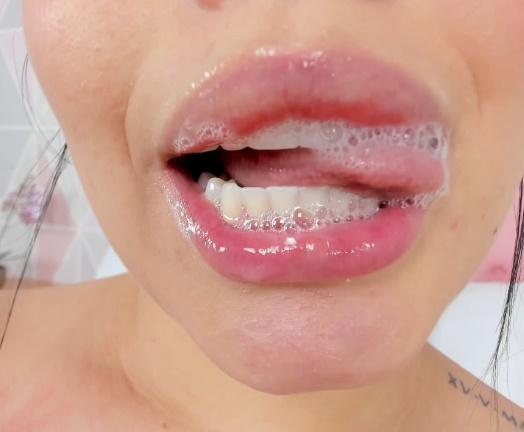 Rndm sultry and hot 08