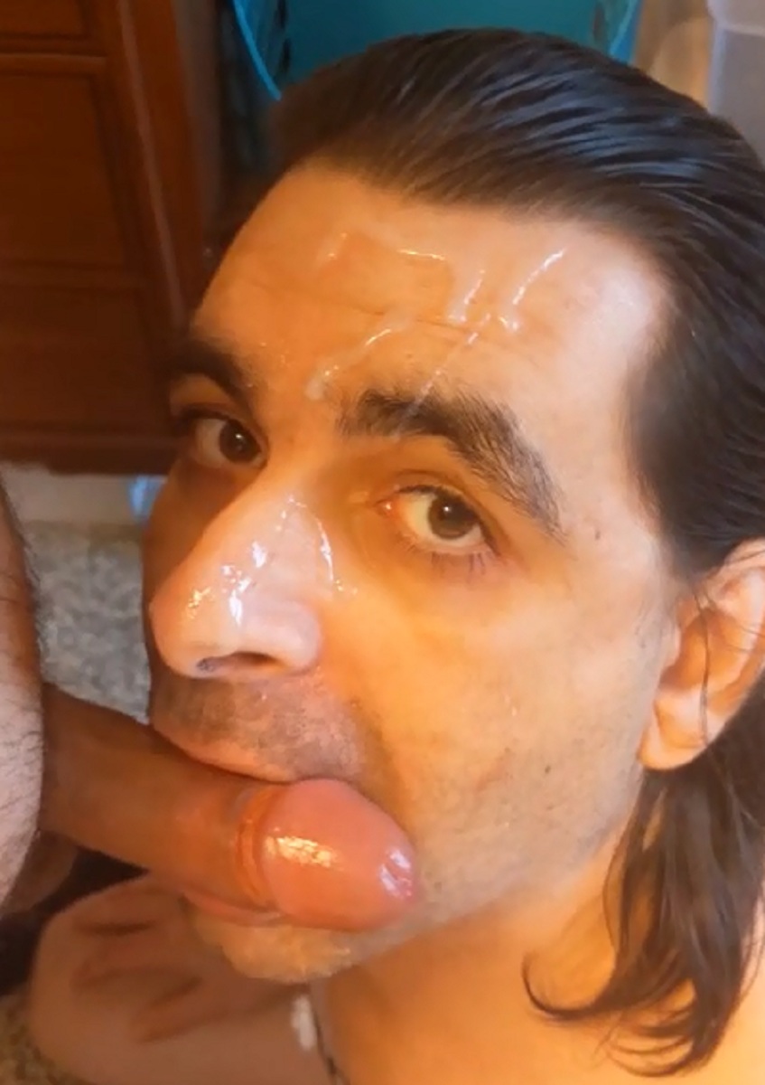 expose me hard  Webslut Blake Hil from Grand Rapids Michigan