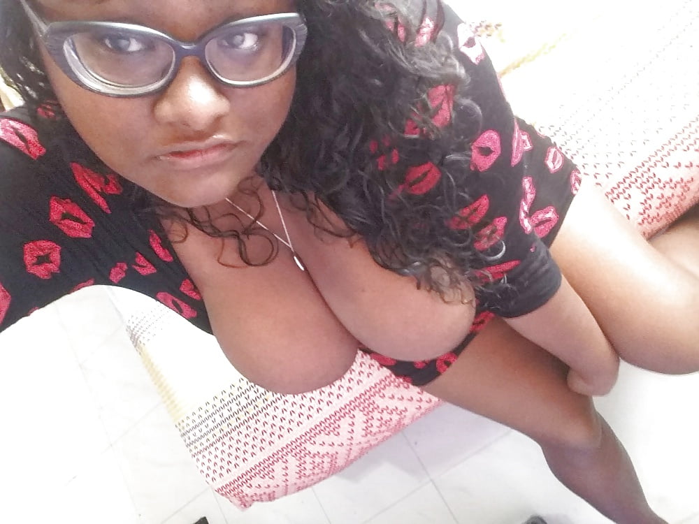 Chubby Tamil Girl