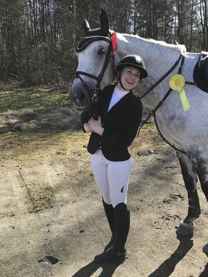 Eirin(28) sexy burnette