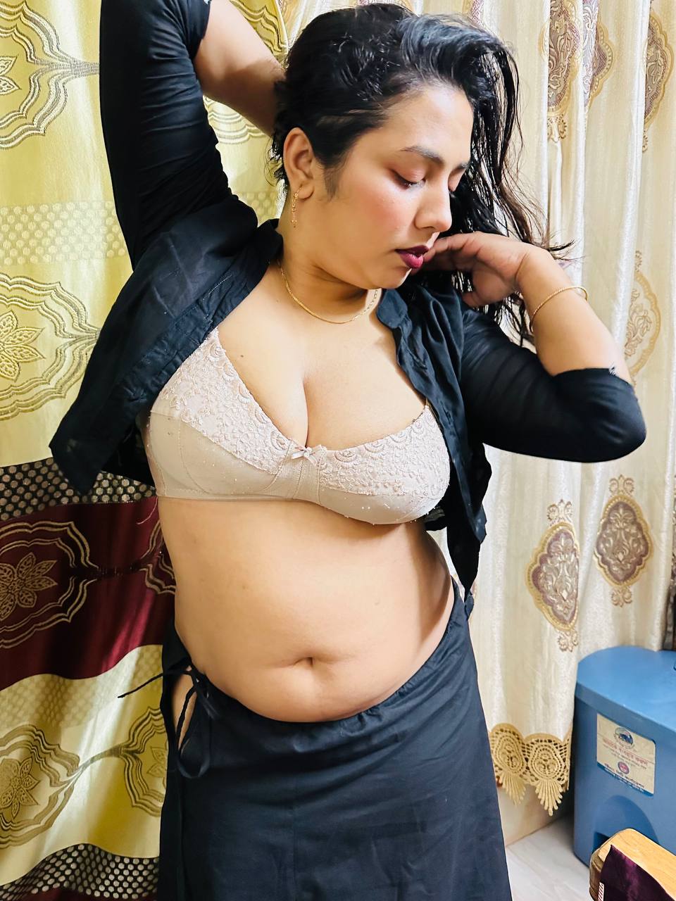 Indian hot bhabhi