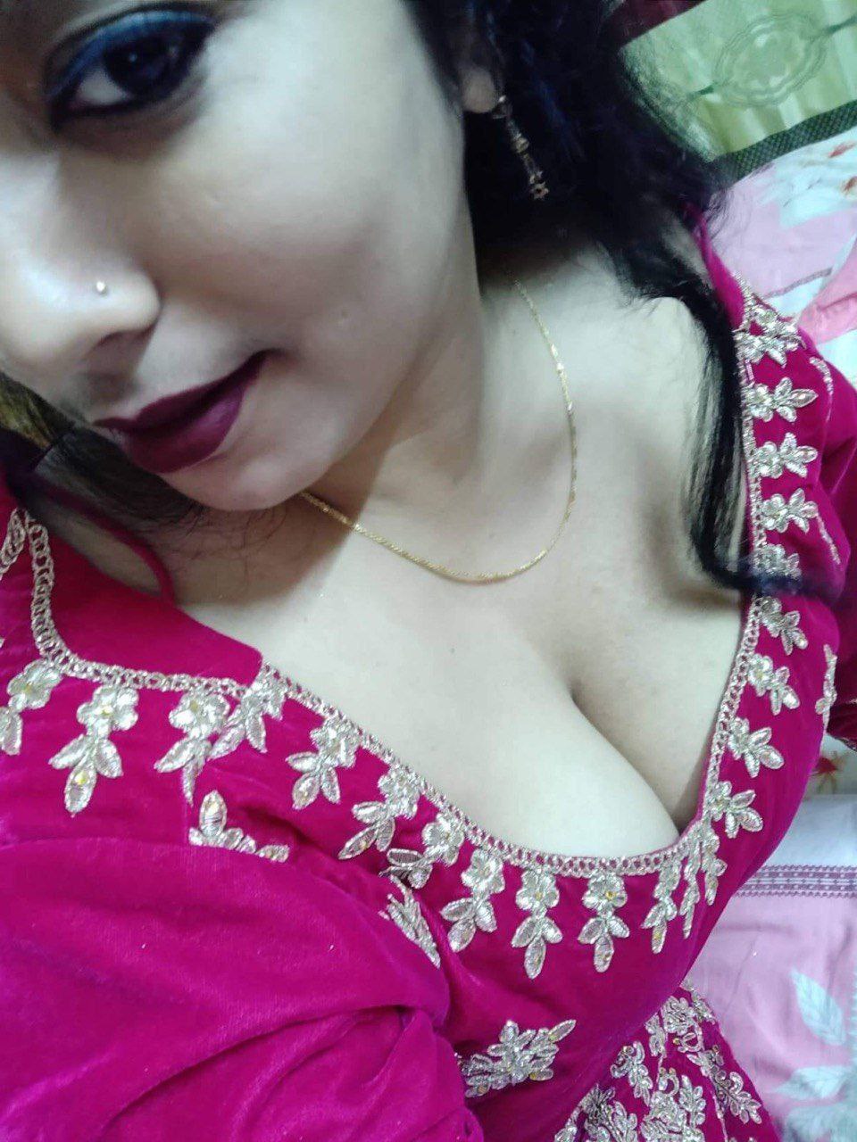 Indian hot bhabhi