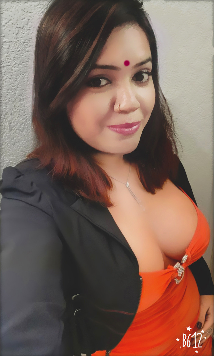 Married mixed busty bhabi