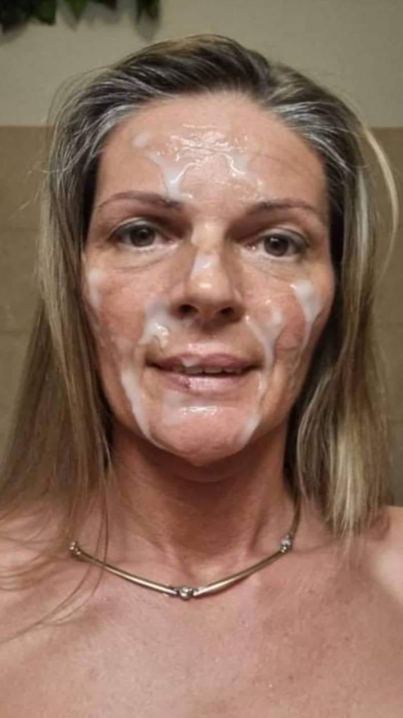Cumshot facial