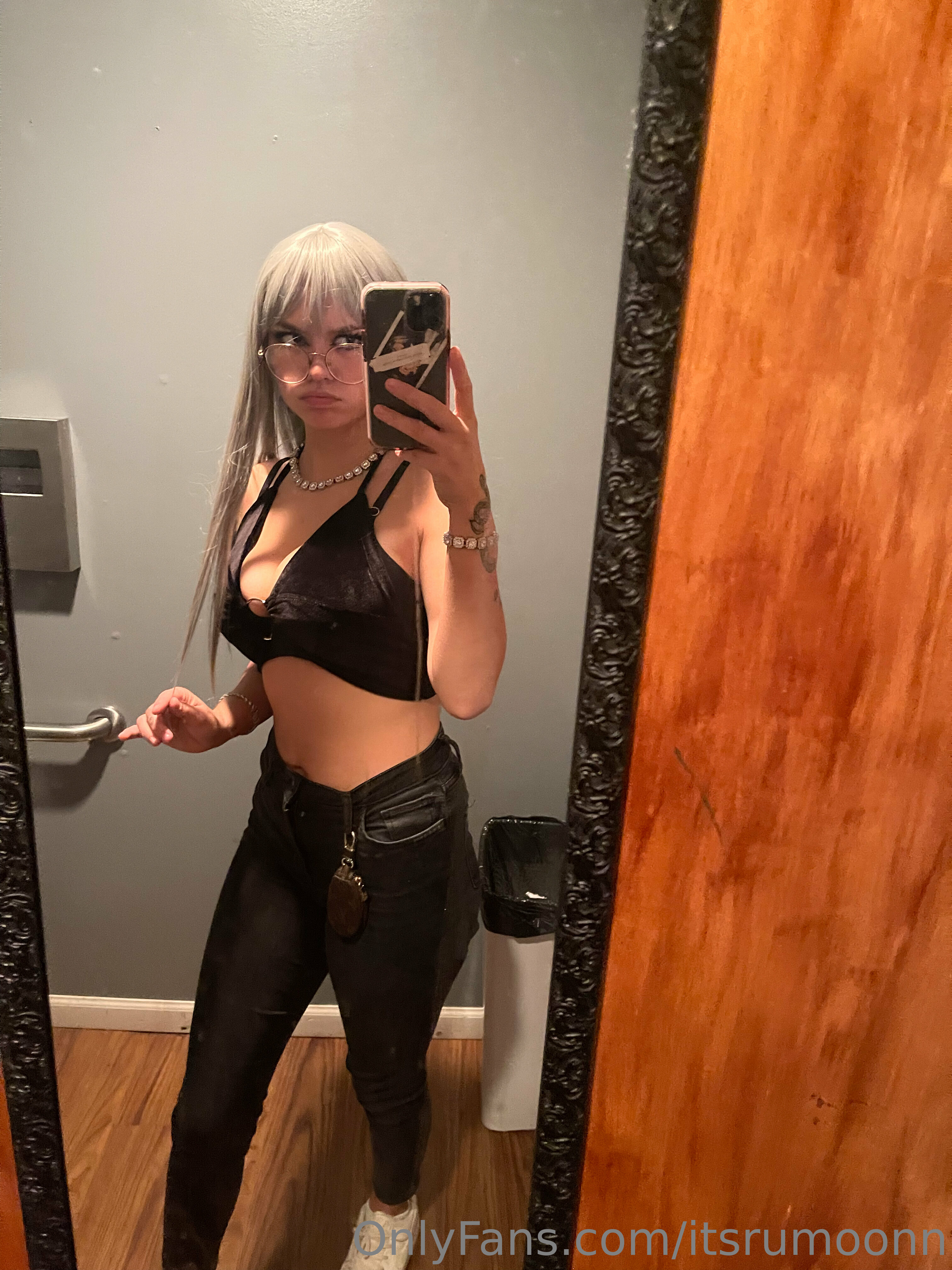 Itsrumoonn  VIP ALBUM https://shortolink.com/ofgirlST