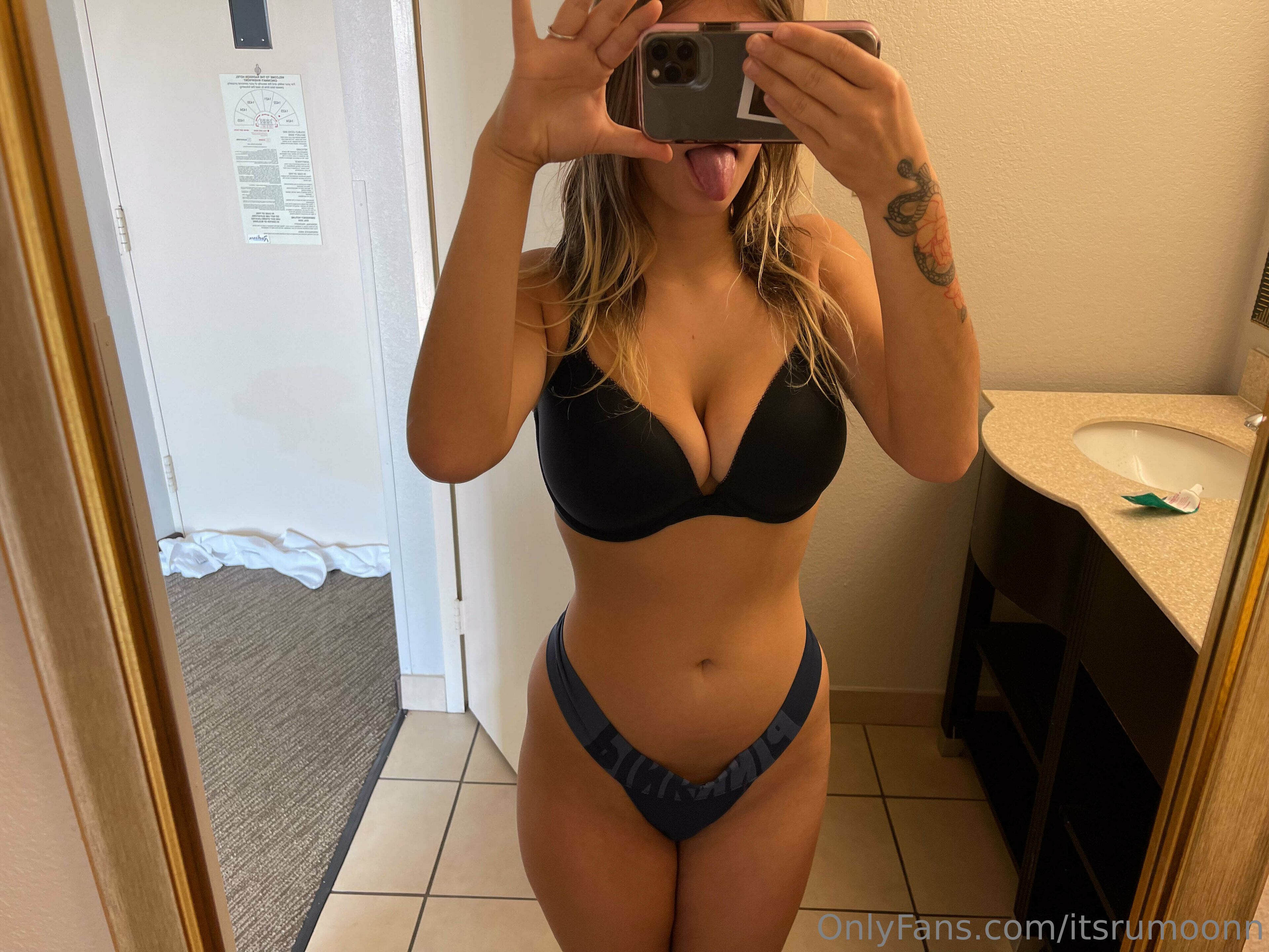 Itsrumoonn  VIP ALBUM https://shortolink.com/ofgirlST