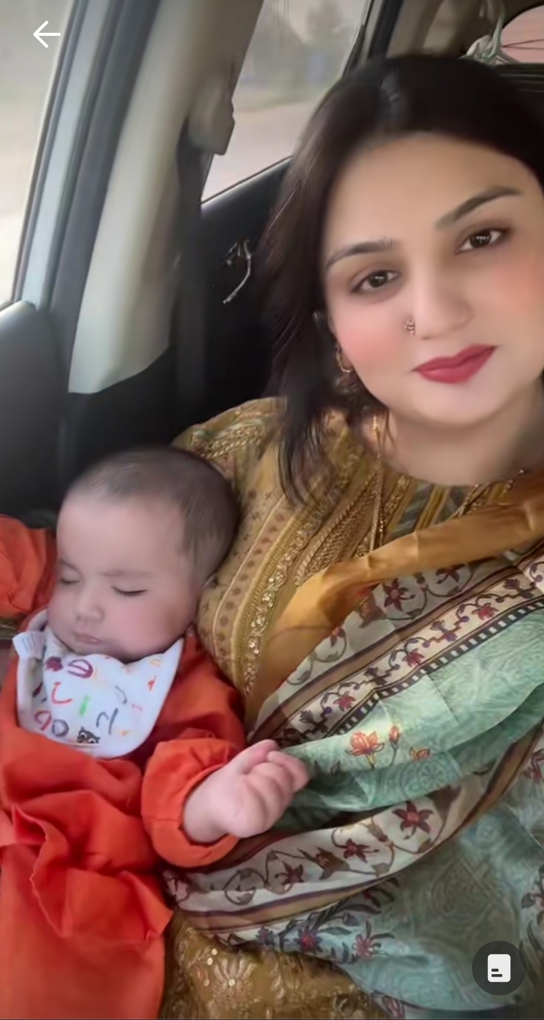 Pyasiii pakistani milf aunty