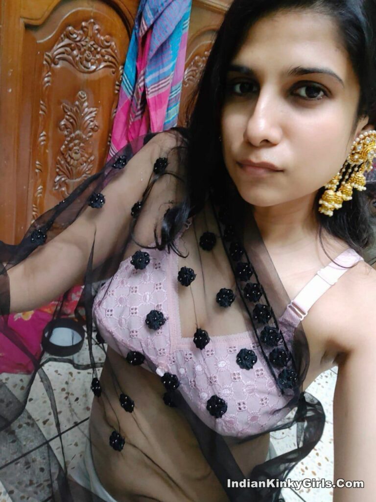 Horny Indian Girl Taking Hot Nude Selfies