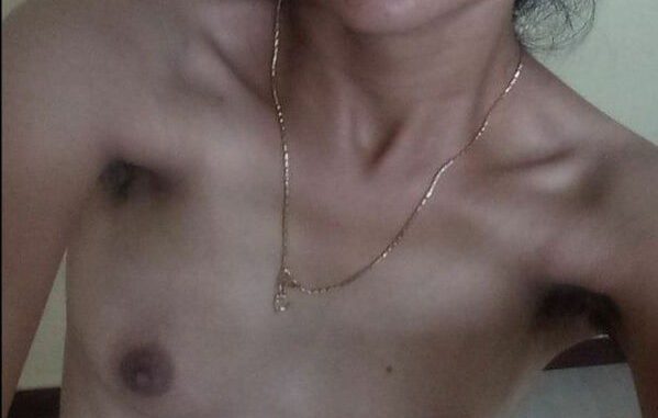 Indian College Girl Nude Small Tits Selfies