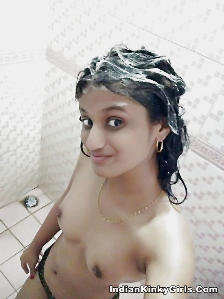 Indian Village College Girl Nude Selfies