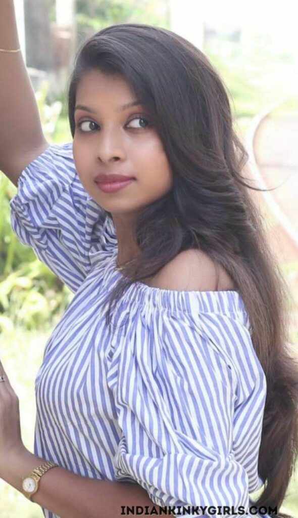 Indian cute Village Girl Nude And Sex Photos