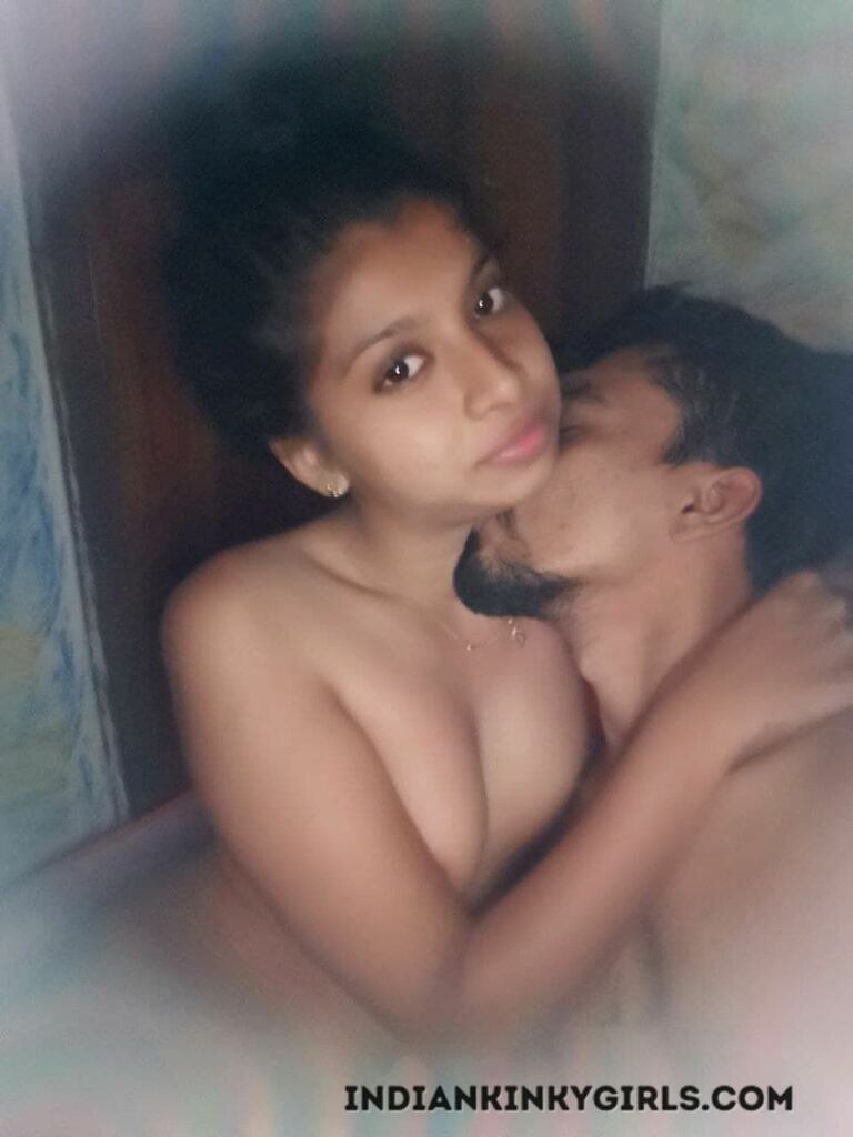 Indian cute Village Girl Nude And Sex Photos