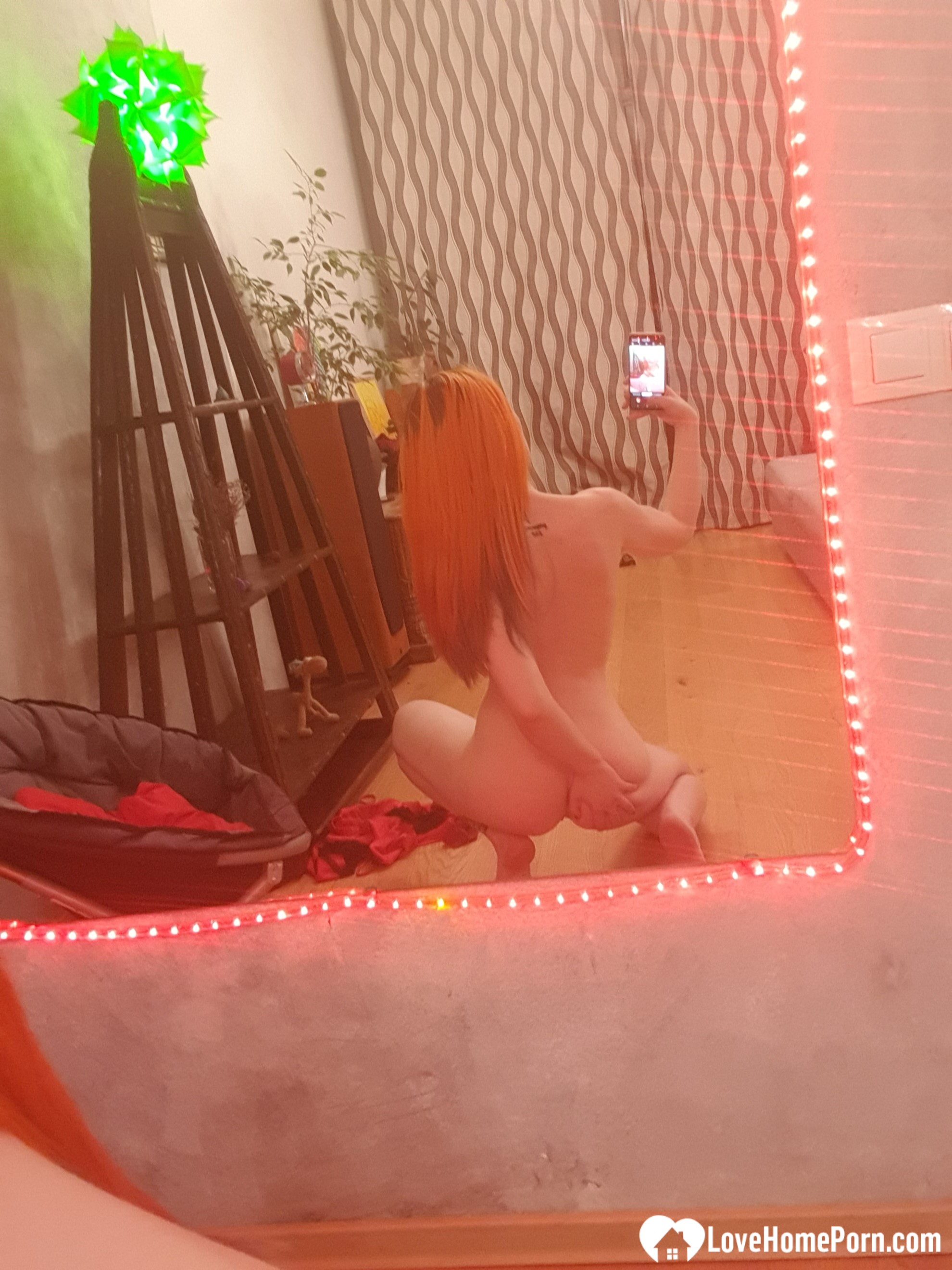 I did some experimenting with the mirror