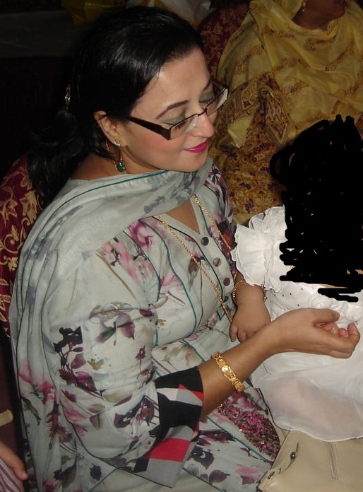 Pakistani AUnty