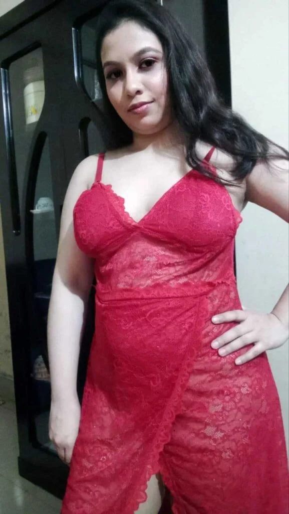 Bangladeshi Muslim Bhabhi