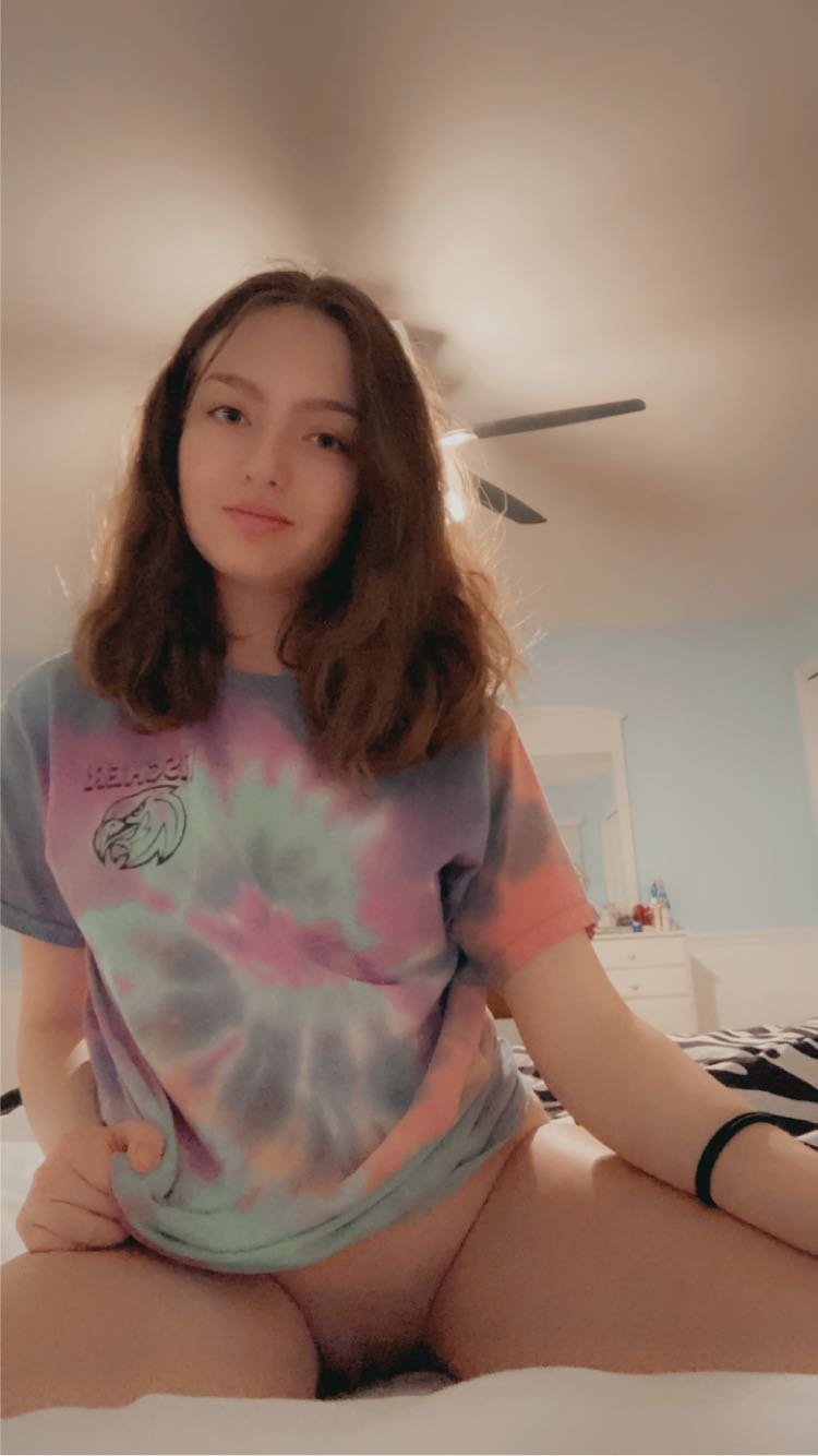 19 yo american hailey