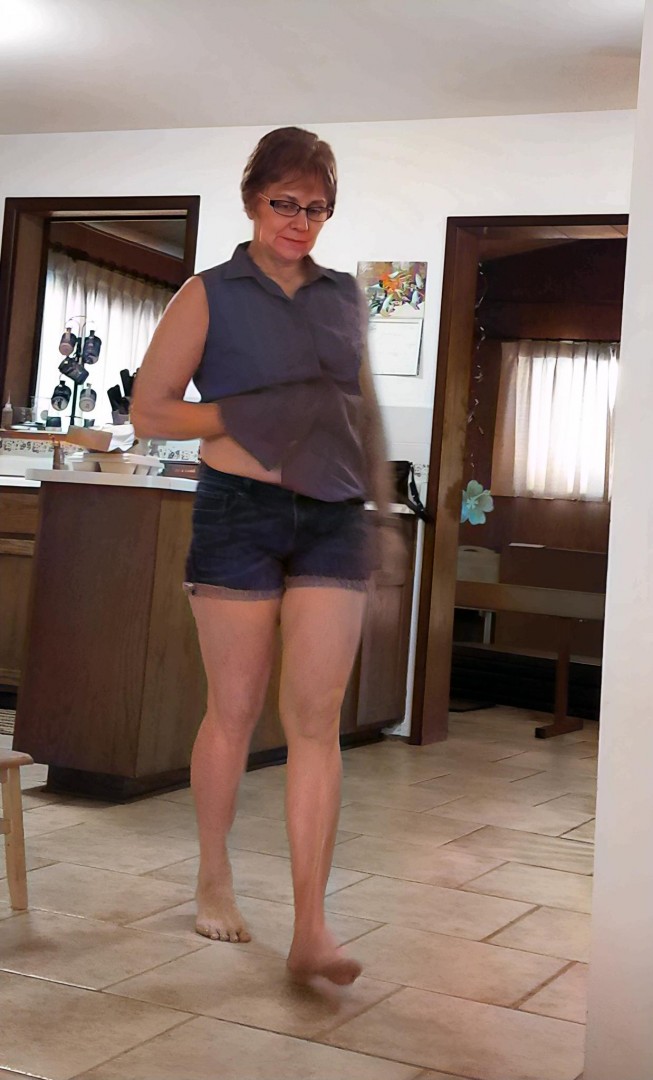 DANIELLE LOVES TO FUCK