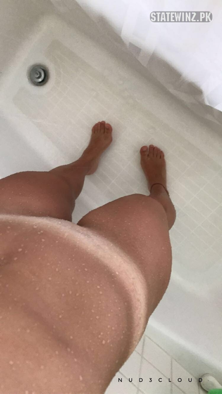 Abbey the hockey player