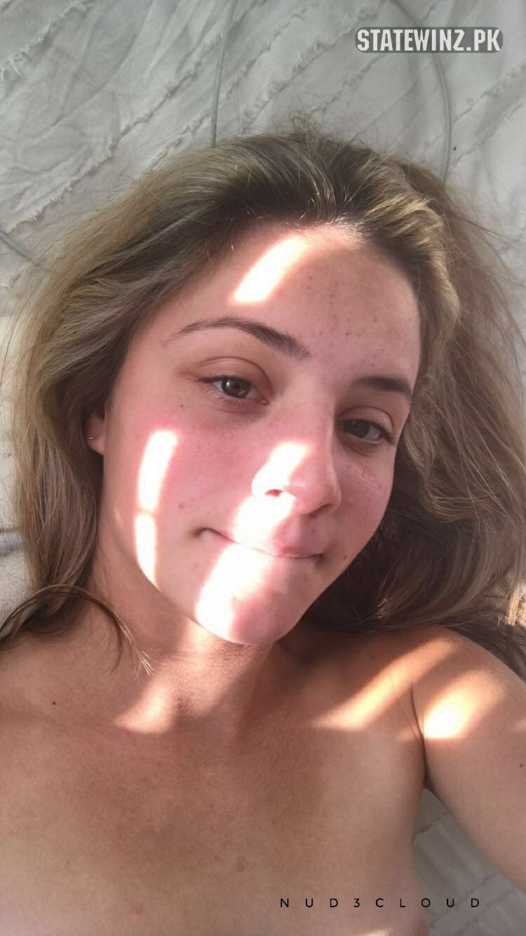 Abbey the hockey player