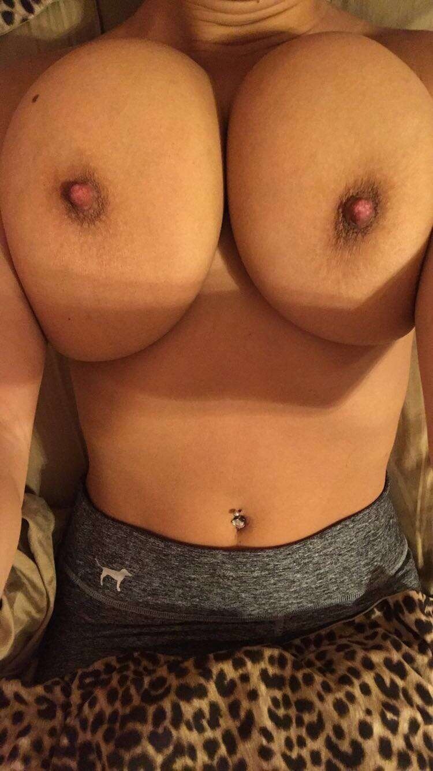 Sexy webslut Gabbie huge tits