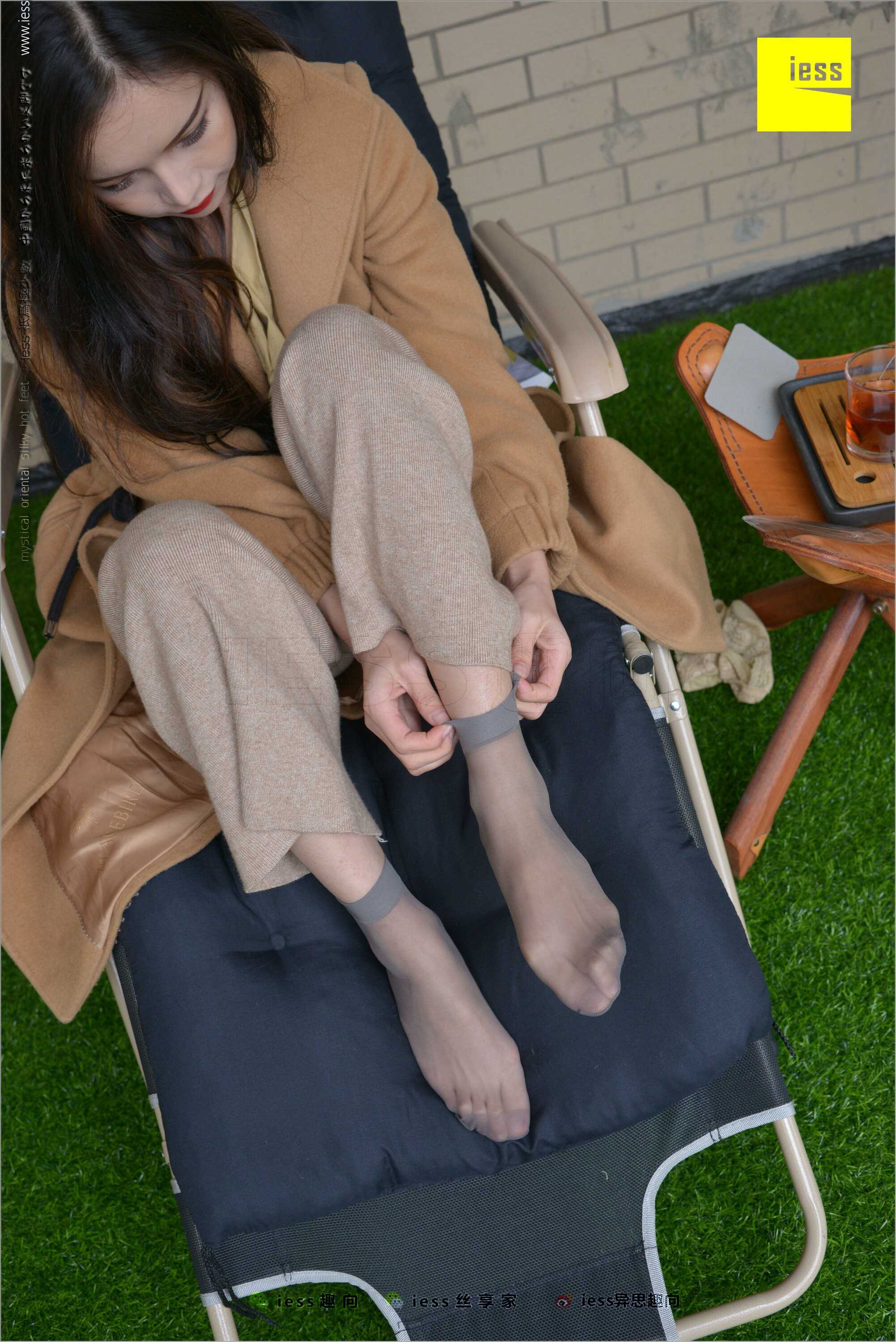 China Beauty Legs and feet 495