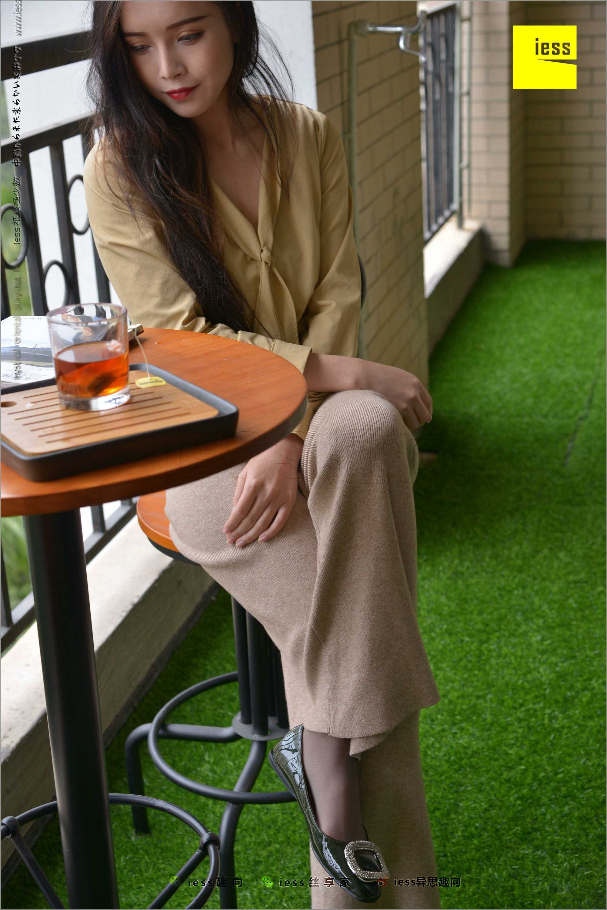 China Beauty Legs and feet 495