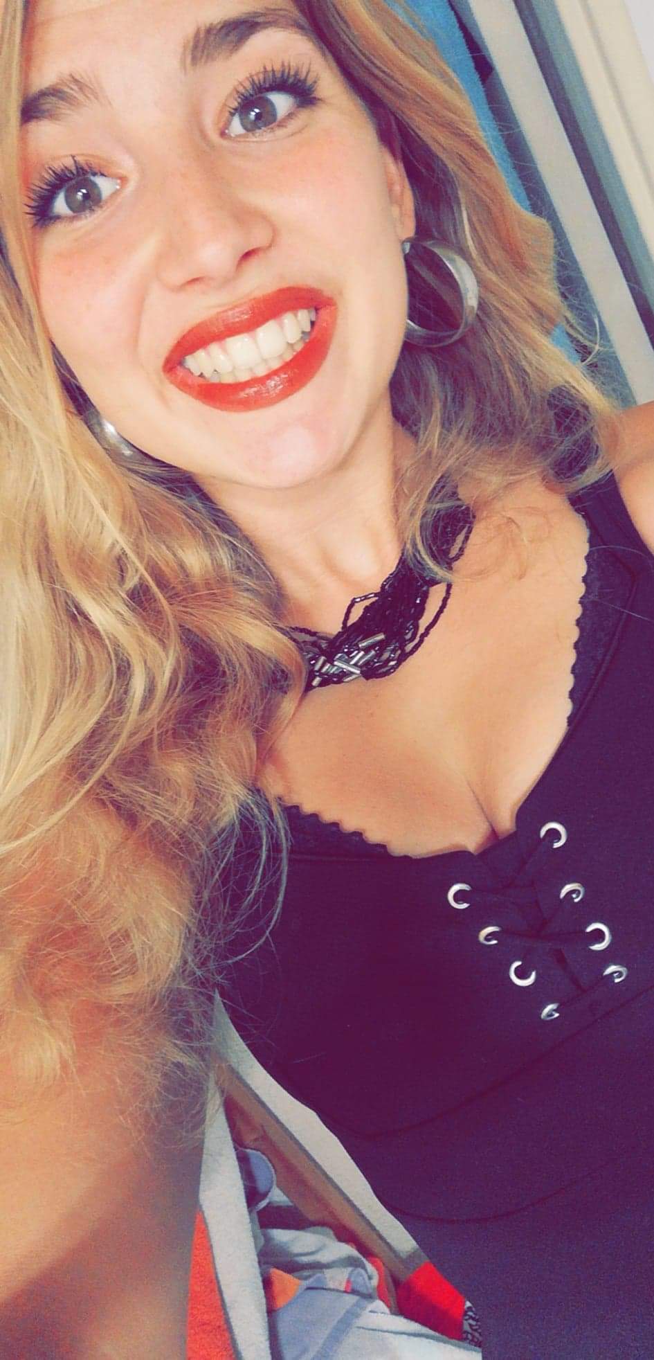 I saw her naked, could't film but Roxane is stuck in my head