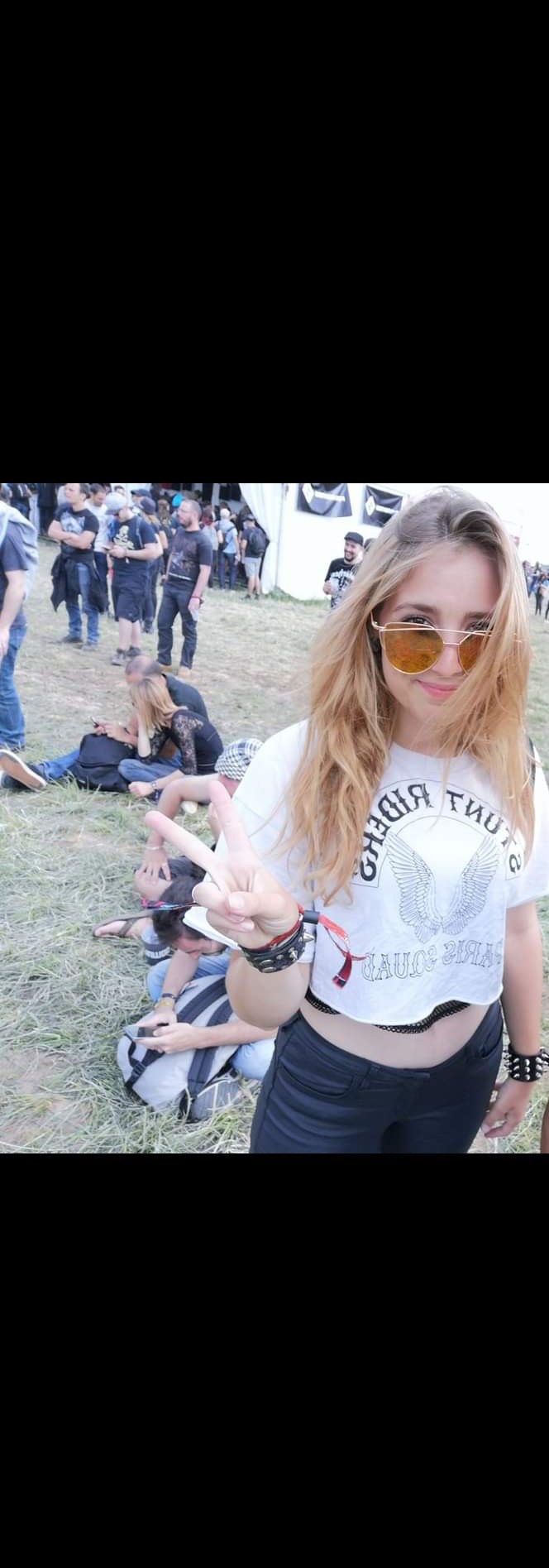 I saw her naked, could't film but Roxane is stuck in my head