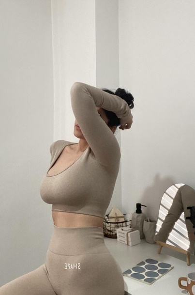 looking makes it hot