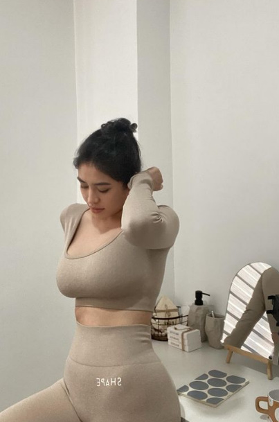 looking makes it hot