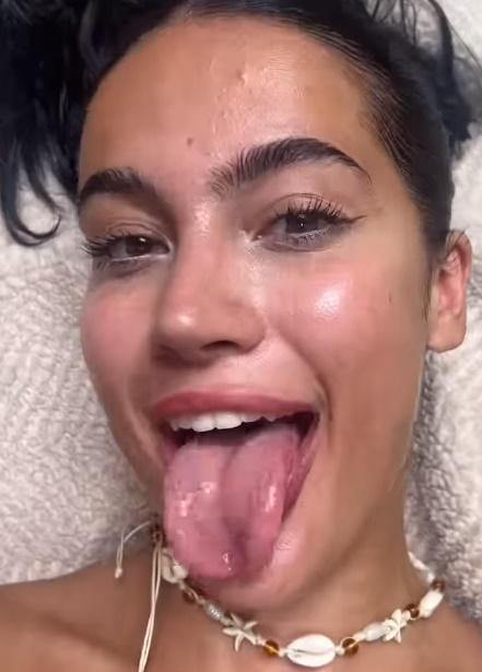 looking makes it hot