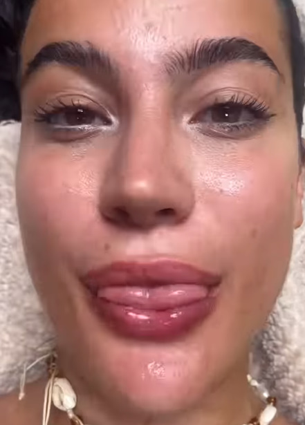 looking makes it hot