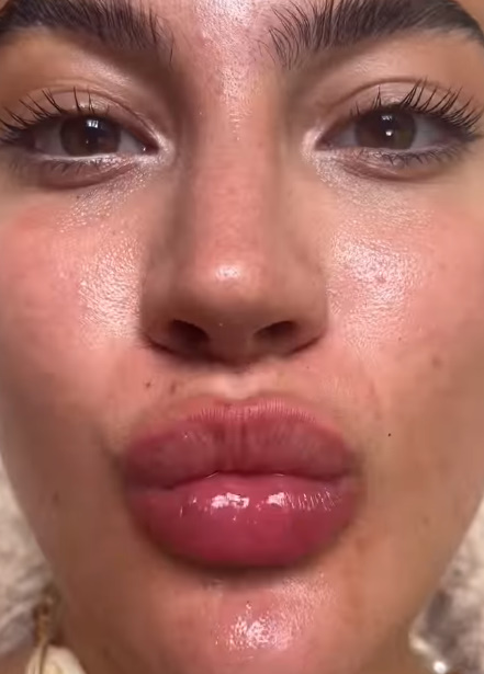 looking makes it hot