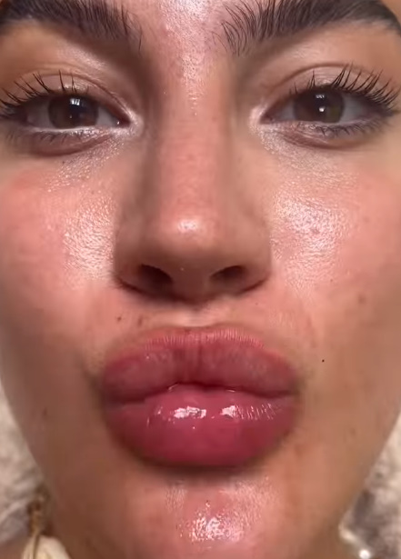 looking makes it hot