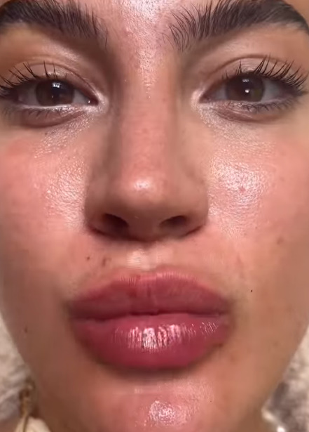 looking makes it hot