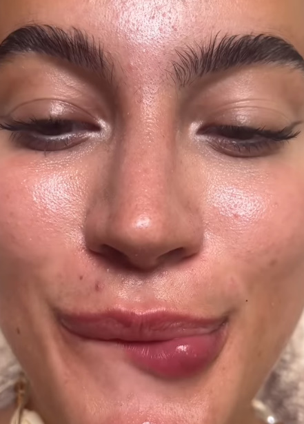 looking makes it hot