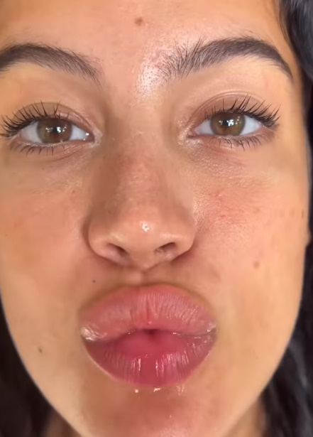 looking makes it hot