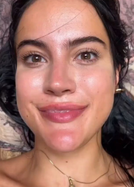 looking makes it hot