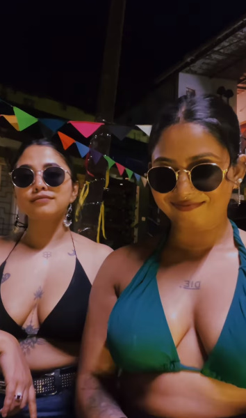 looking makes it hot_1