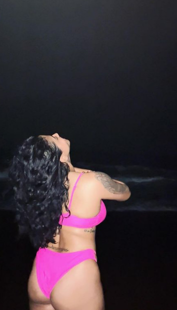 looking makes it hot_1