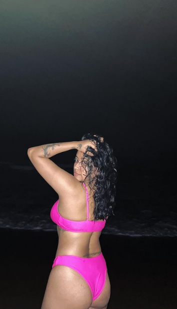 looking makes it hot_1