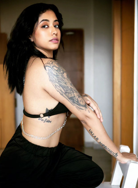 looking makes it hot_1