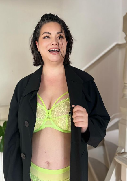 looking makes it hot_1