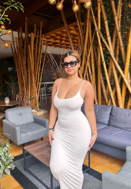 looking makes it hot_2