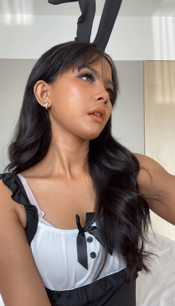 looking makes it hot_2