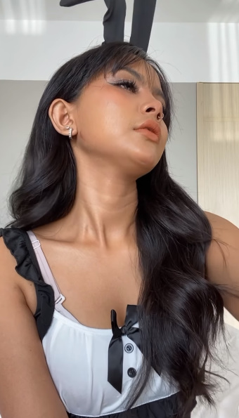 looking makes it hot_2