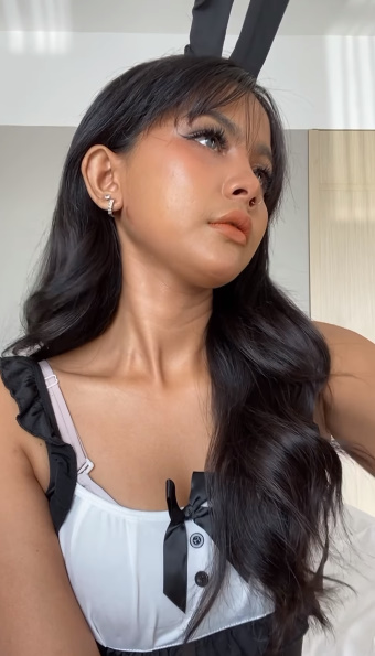 looking makes it hot_2